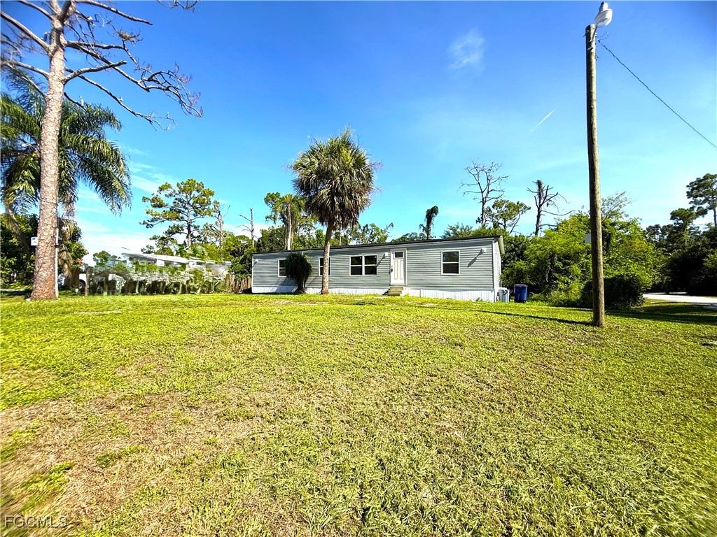 1982  Laurel Lane
