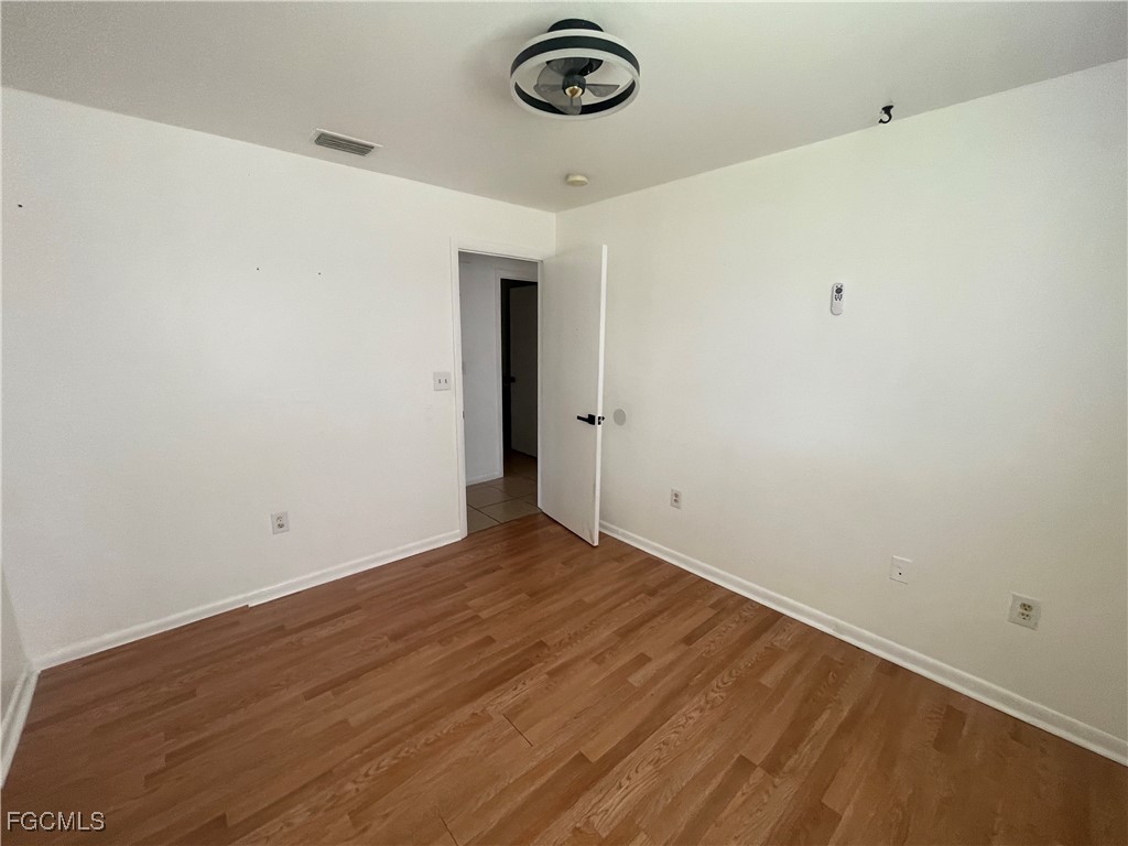 503/505 NE 24th Place