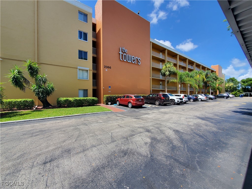 2366 E Mall Drive, Apt 421