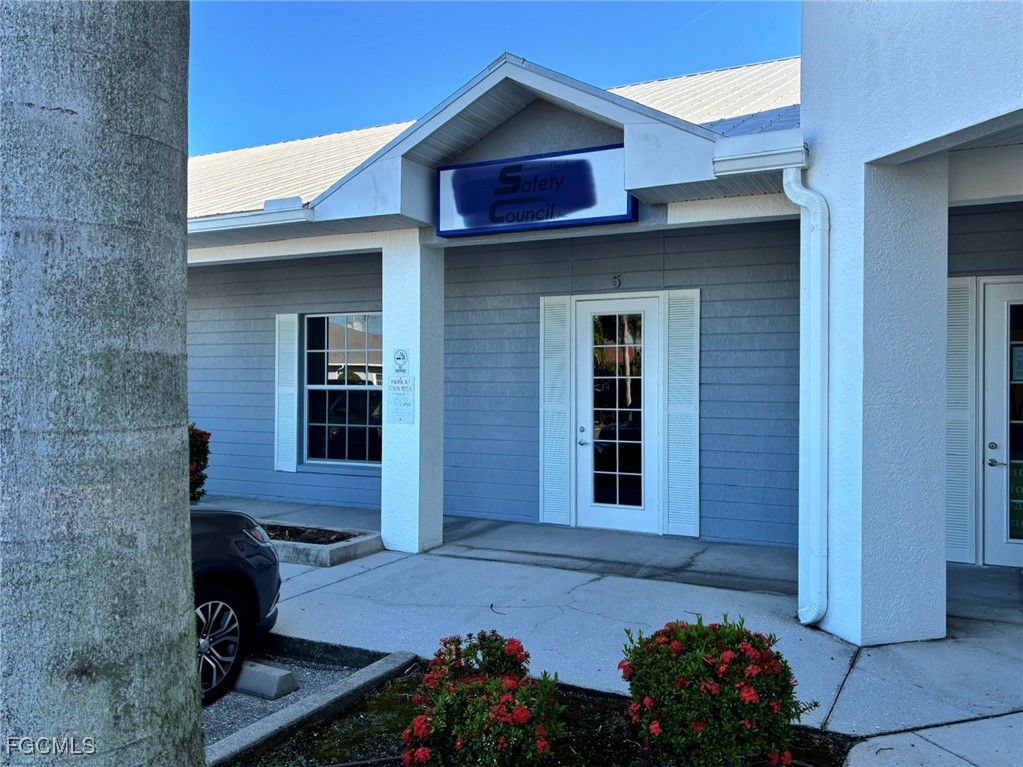 1032  Tamiami Trail, Apt 5A