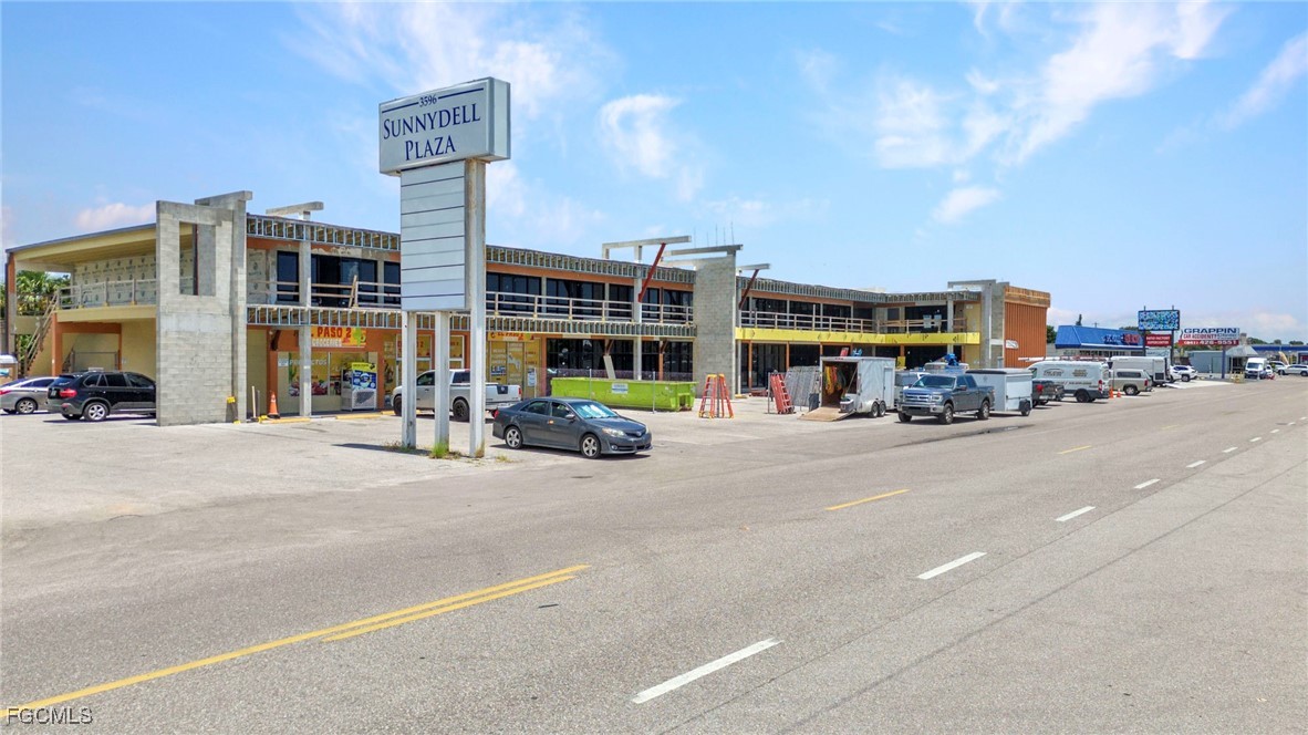 3596  Tamiami Trail, Apt 212