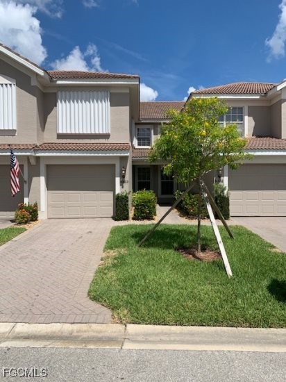 9576  Hemingway Lane, Apt 3303