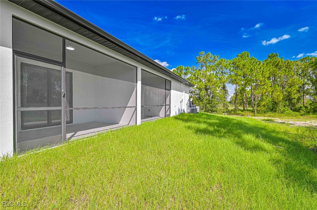 585/587  Alabama Road