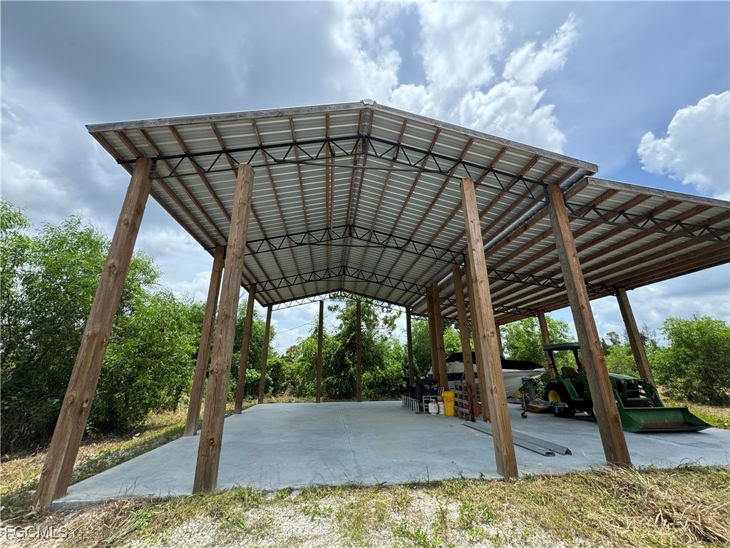   Island Ridge Road