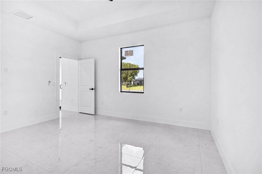 604/602 SW 8th Place