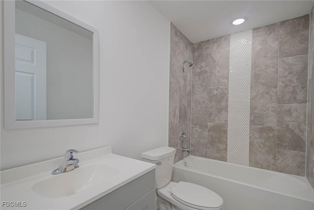 849/851  Bedford Drive