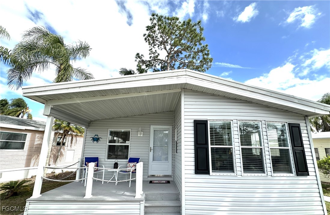 10802  Little Heron Circle