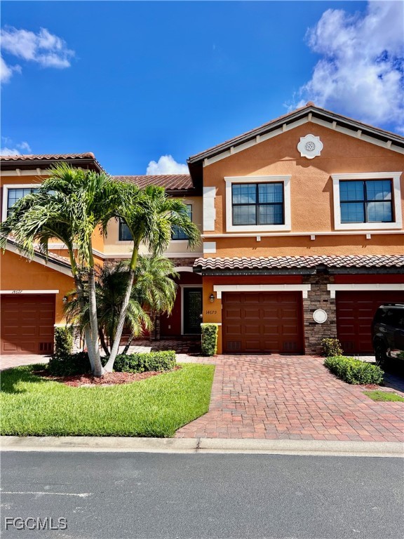 14679  Summer Rose Way