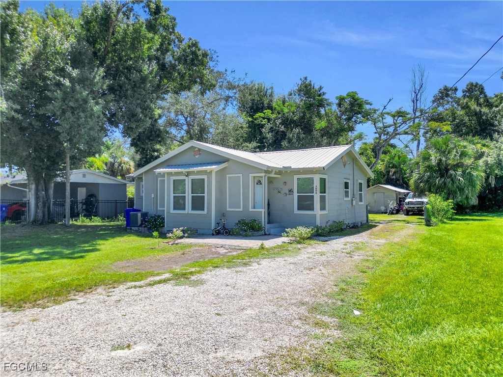 3808  Seminole Avenue