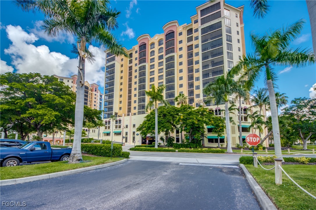 5793  Cape Harbour Drive, Apt 1018
