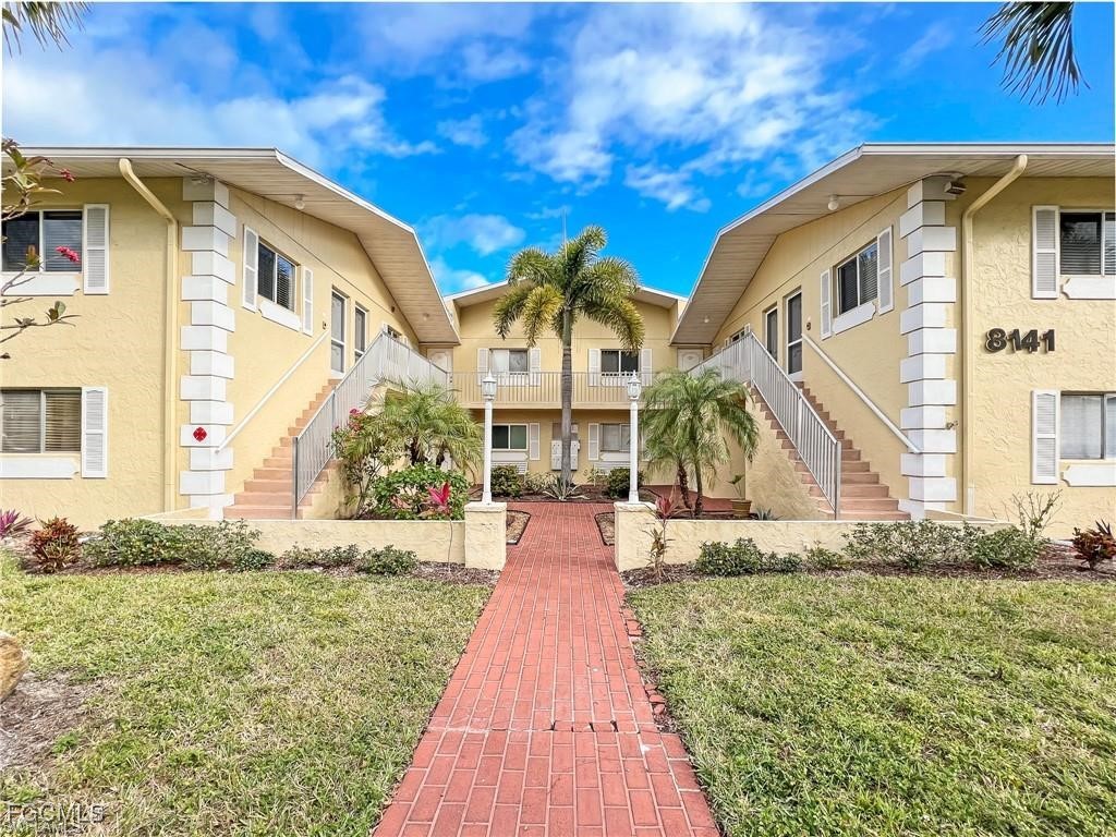 8141  Country Road, Apt 106