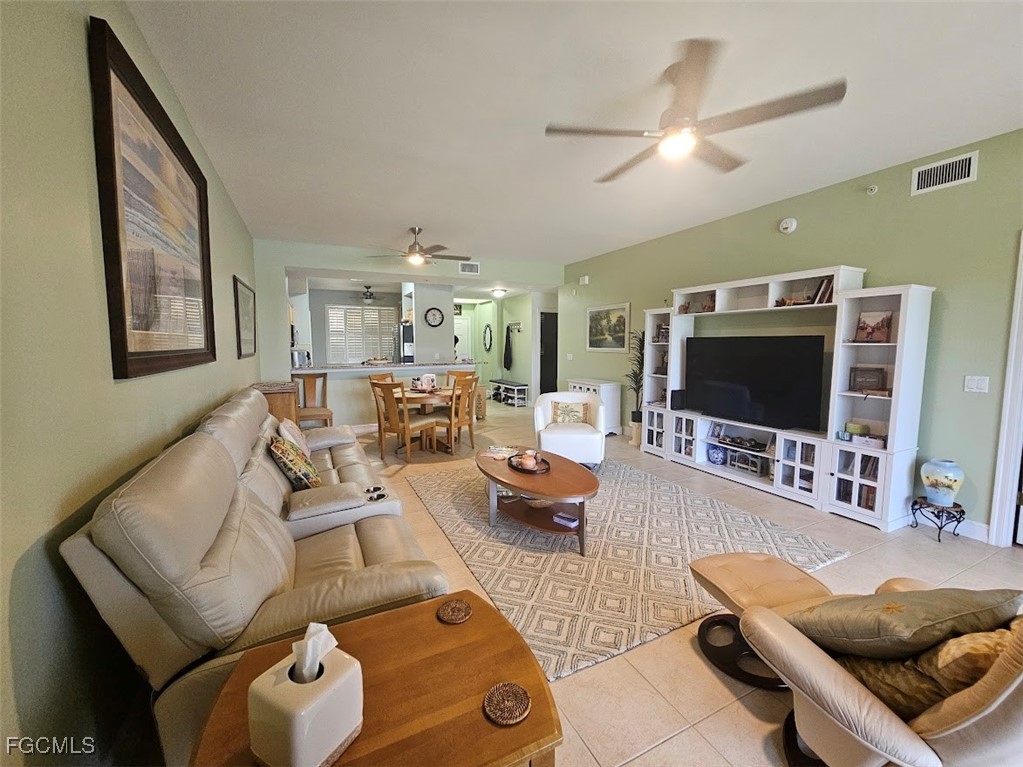 10720  Ravenna Way, Apt 104