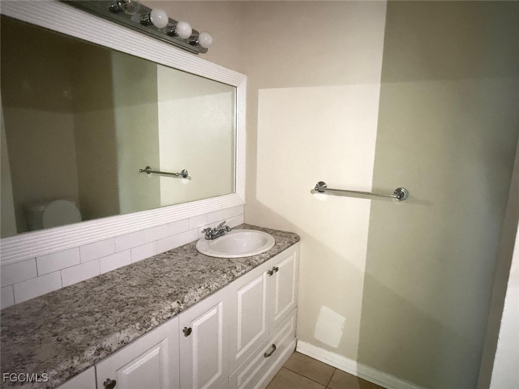 4926  Vincennes Court, Apt 5