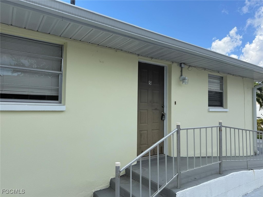 4926  Vincennes Court, Apt 5