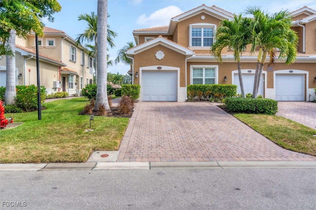 18206  Creekside Preserve Loop, Apt 201