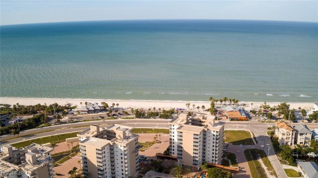 5600  Bonita Beach Road, Apt 901