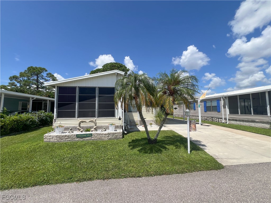 14513  Nathan Hale Lane