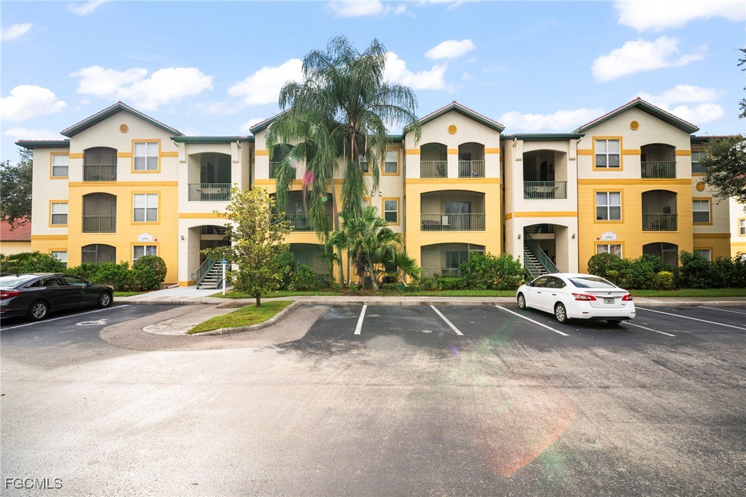 11511  villa grand, Apartment 501