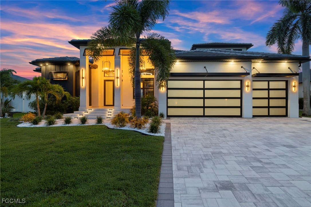 2578 SW 27th Place