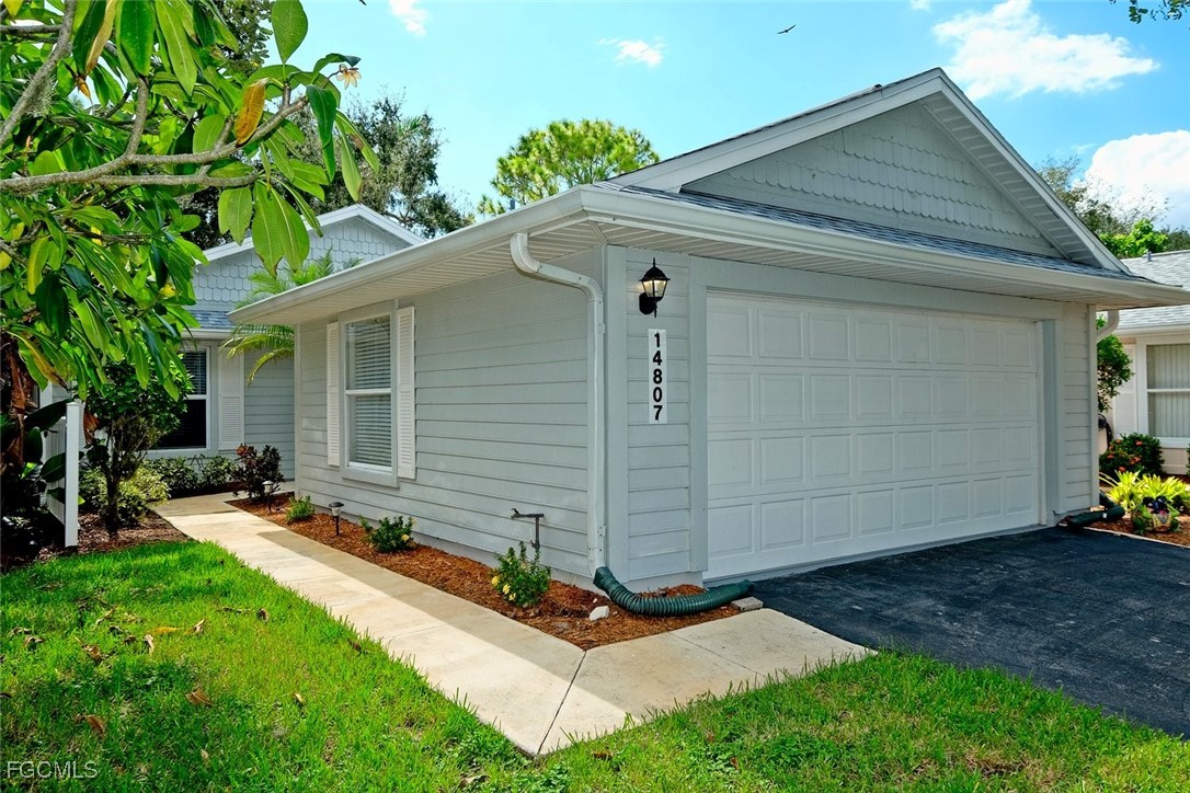 14807  Crooked Pond Court