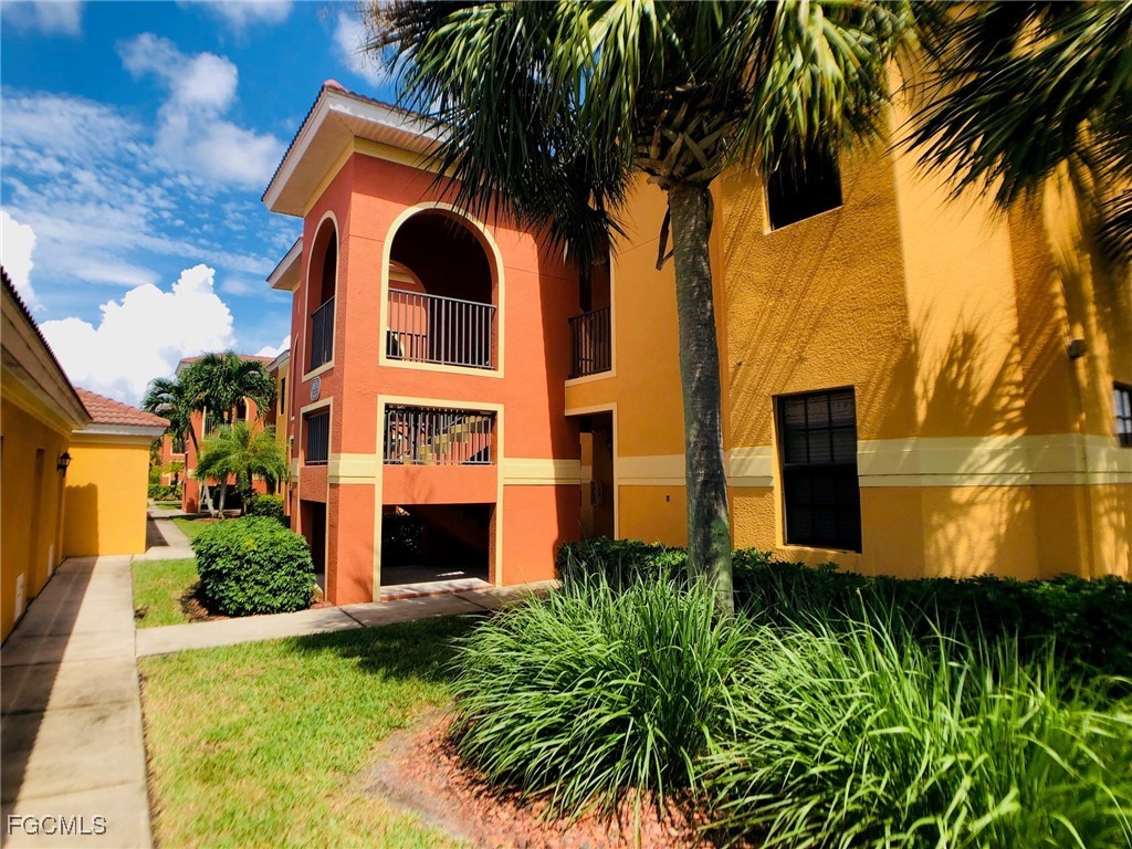 13780  Julias Way, Apt 1024