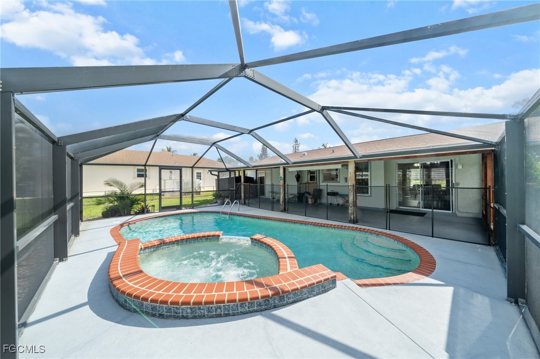 28232  Mango Drive