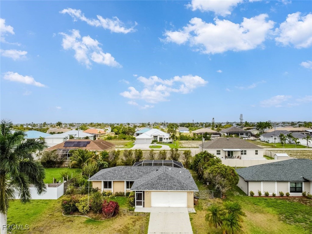4116 SW 9th Place