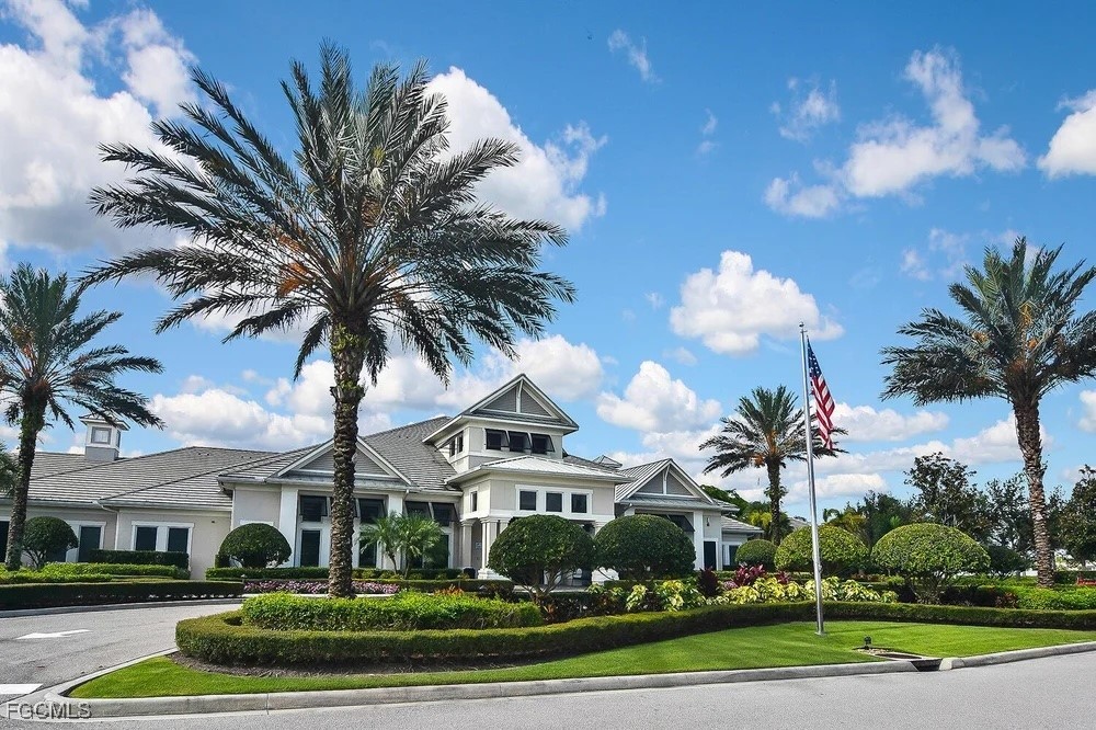 20268  Corkscrew Shores Boulevard