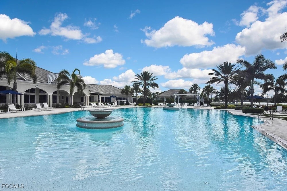 20268  Corkscrew Shores Boulevard