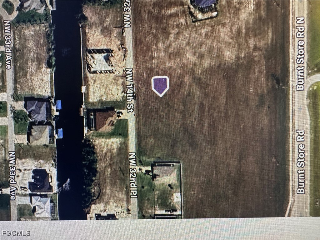 1239 NW 32nd Place