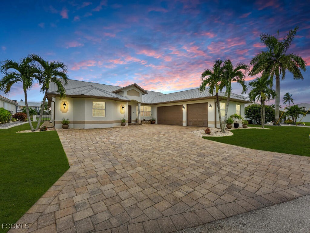 3105 SE 20th Place
