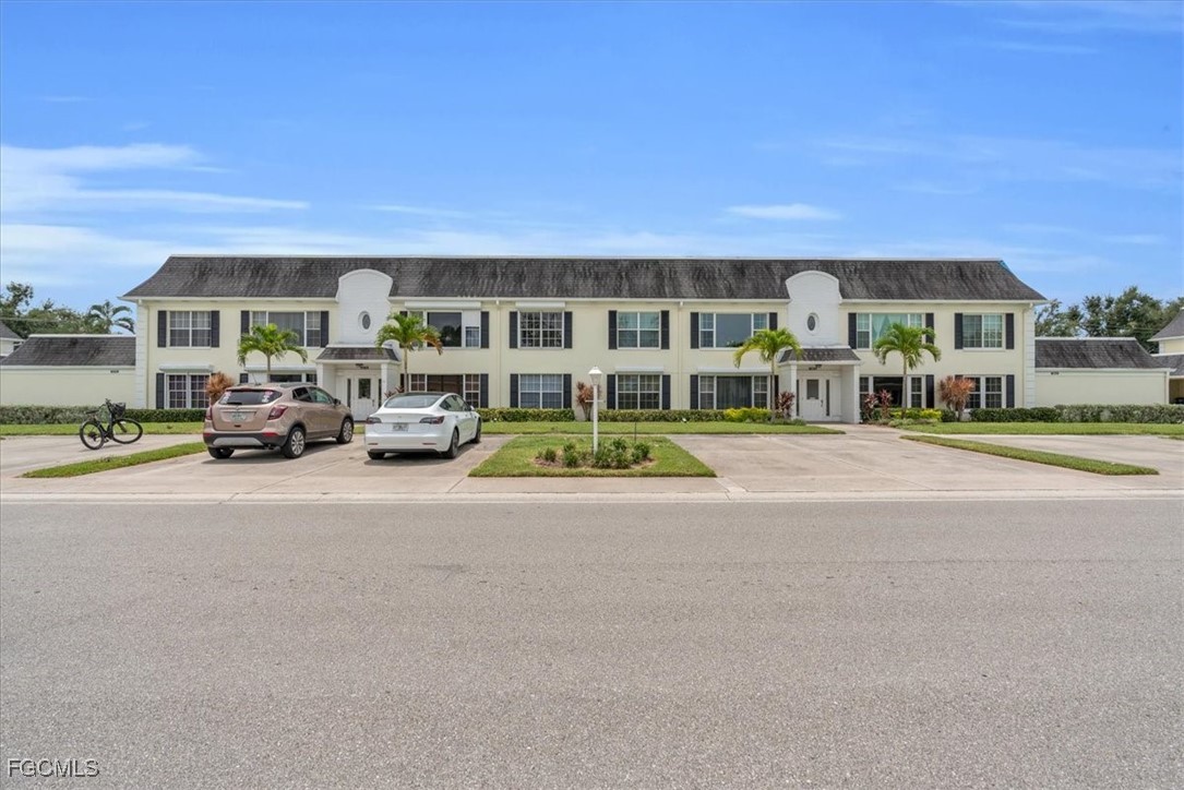 1376 S Brandywine Circle, Apt 4
