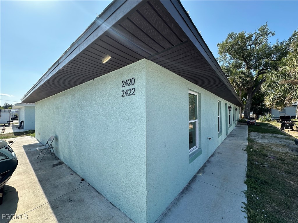 2420  Linhart Avenue