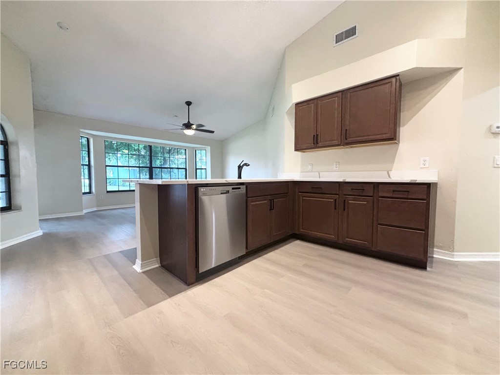 2200 SW 40th Street
