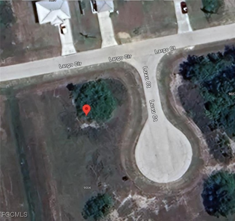 9002  Luau Court