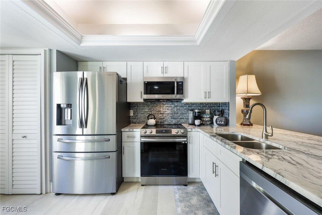 15177  Parkside Drive, Apt 104