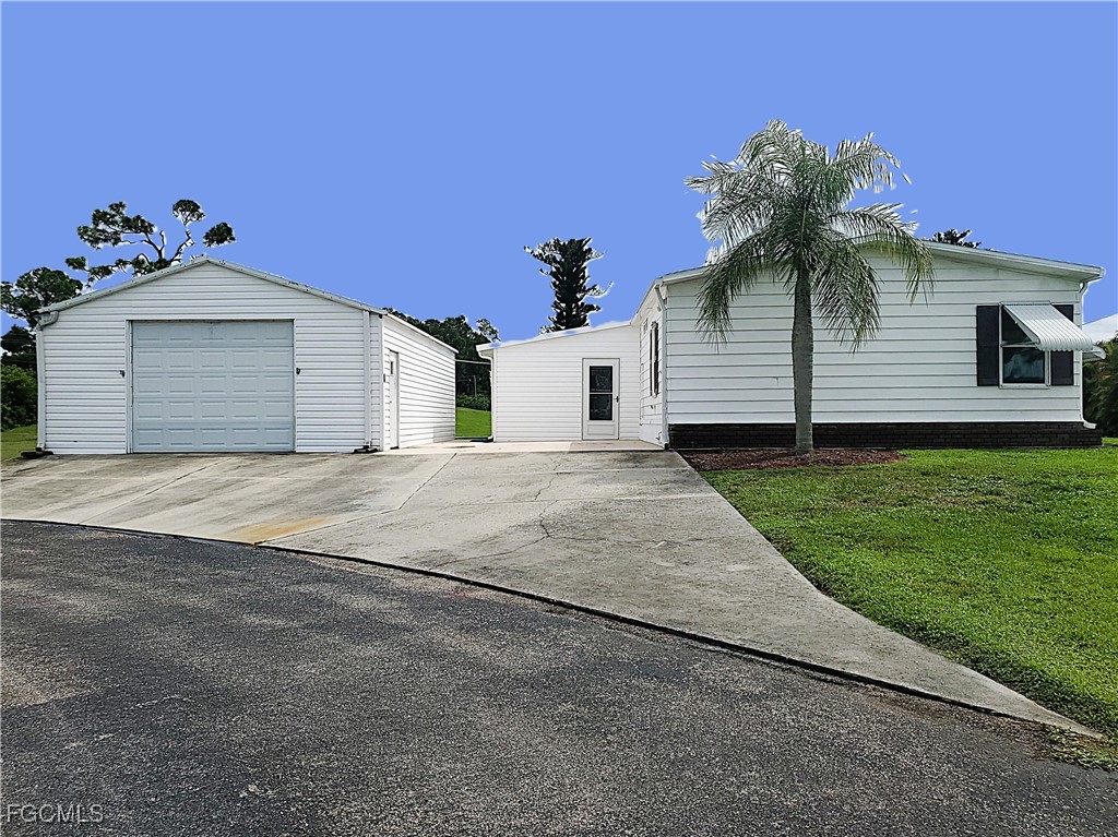 19400  Pony Lane