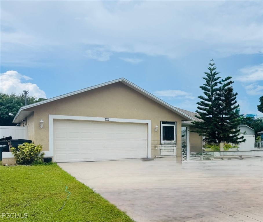 616 SE 11th Avenue
