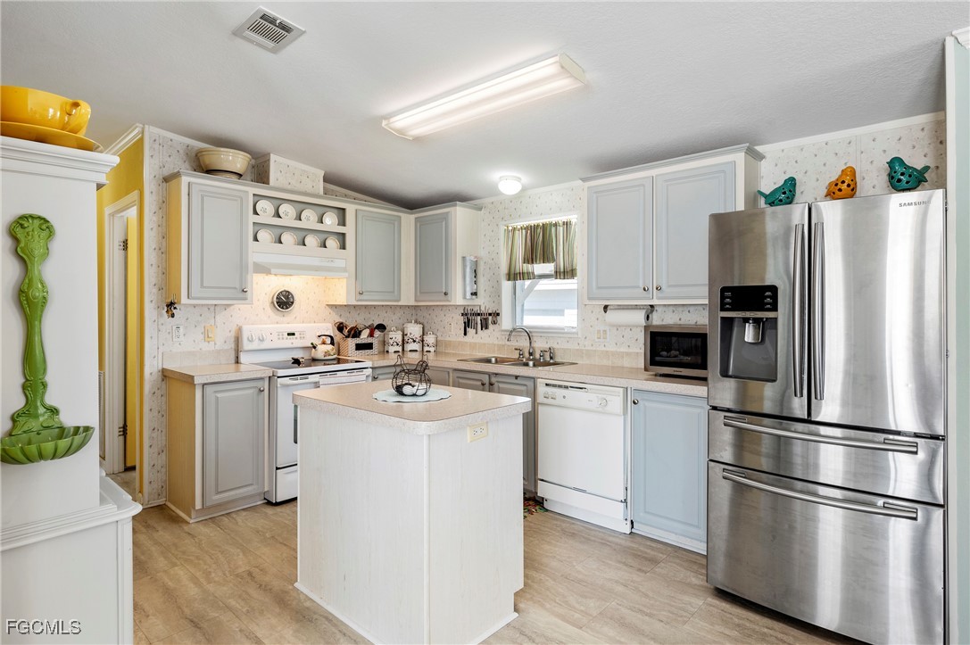 5558  Palm Beach Boulevard, Apt 283