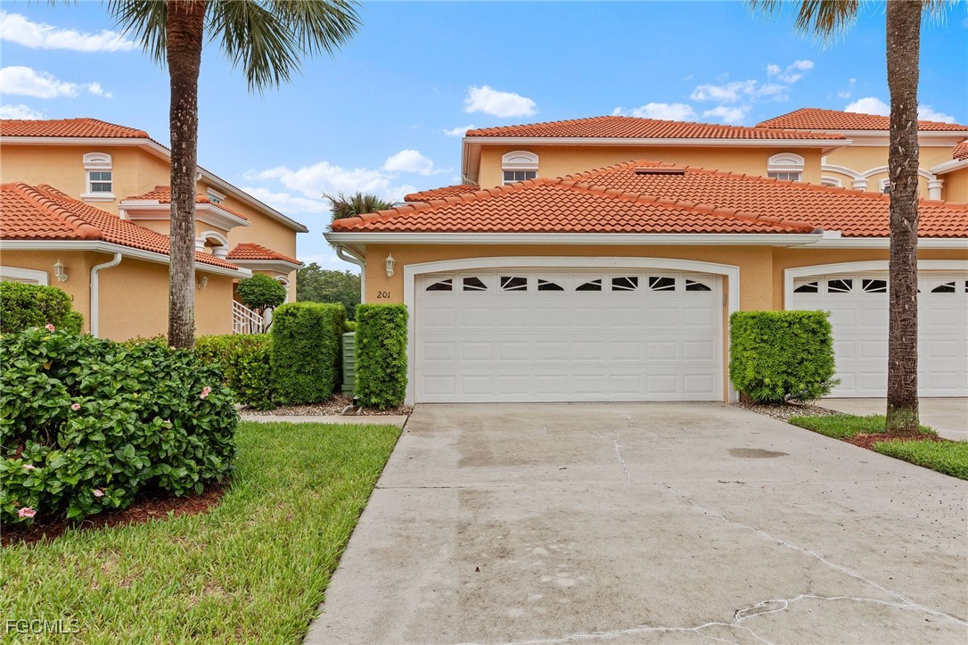 13930  Eagle Ridge Lakes Drive, Apartment 201