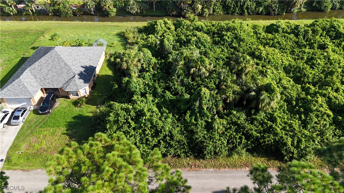 829  Porter Street