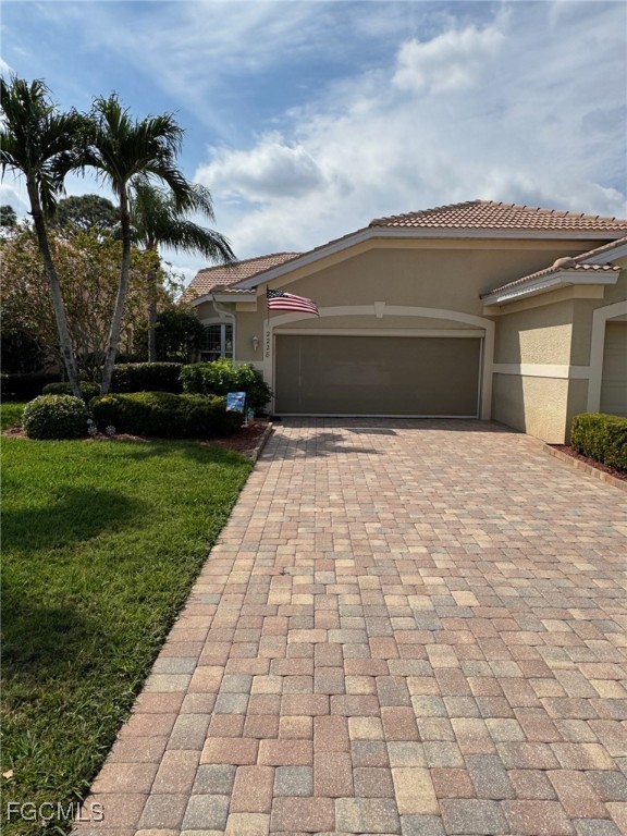 2228  Carnaby Court