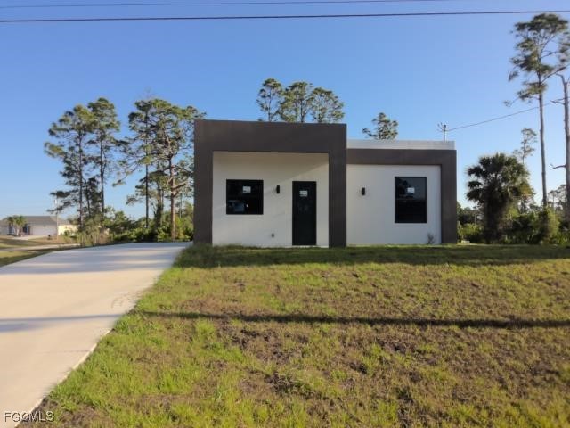 935  Panda Drive