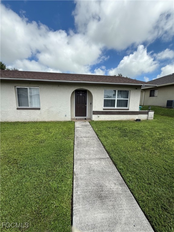525 SE Van Loon Terrace