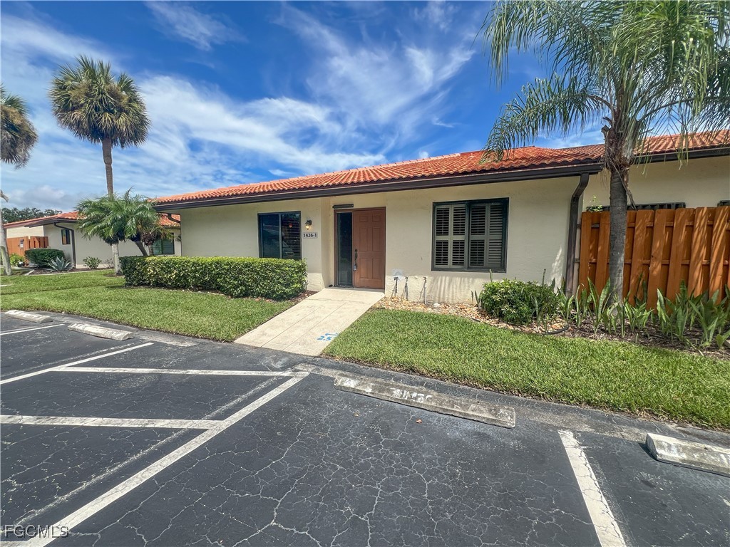 1426  Park Shore Circle, Apt 1