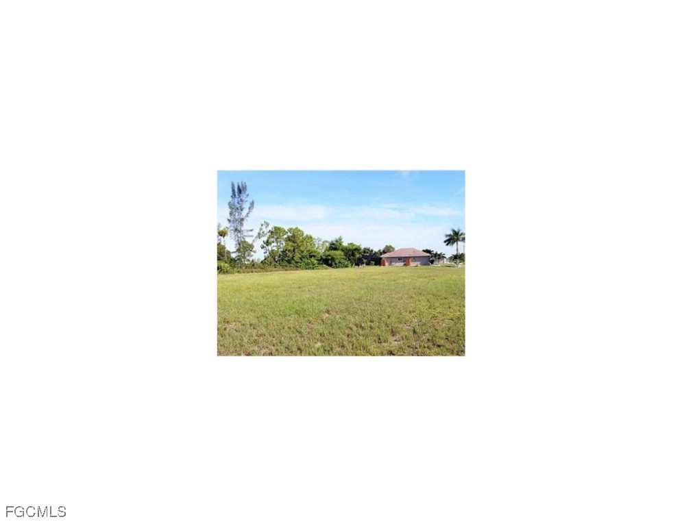 2528 NW 18th Place