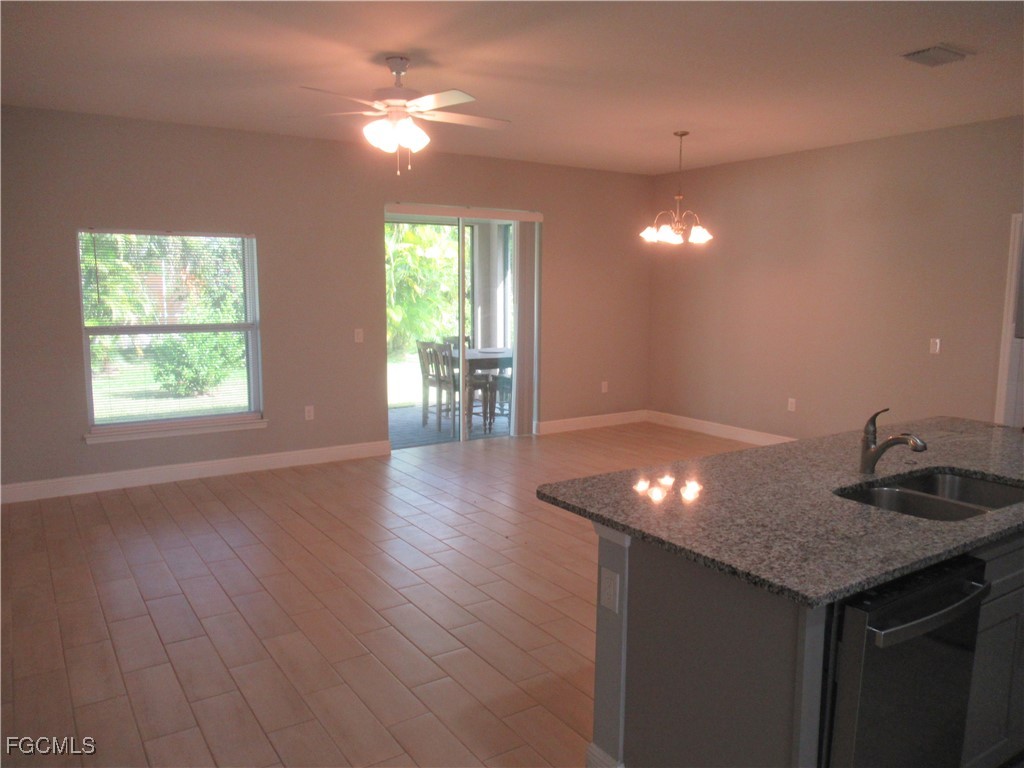 2921 NW 18th Terrace