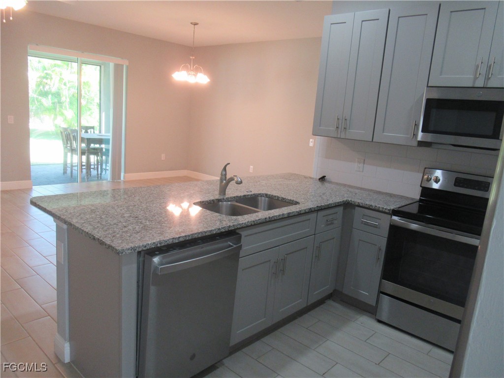 2921 NW 18th Terrace
