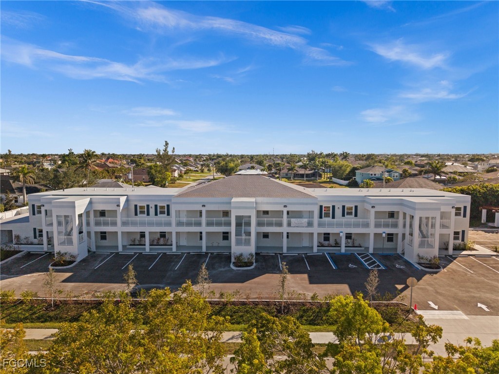 3815  Chiquita Boulevard, Apt 106