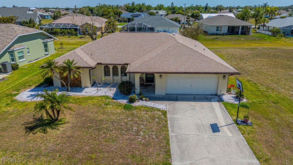 1426  Blue Lake Circle